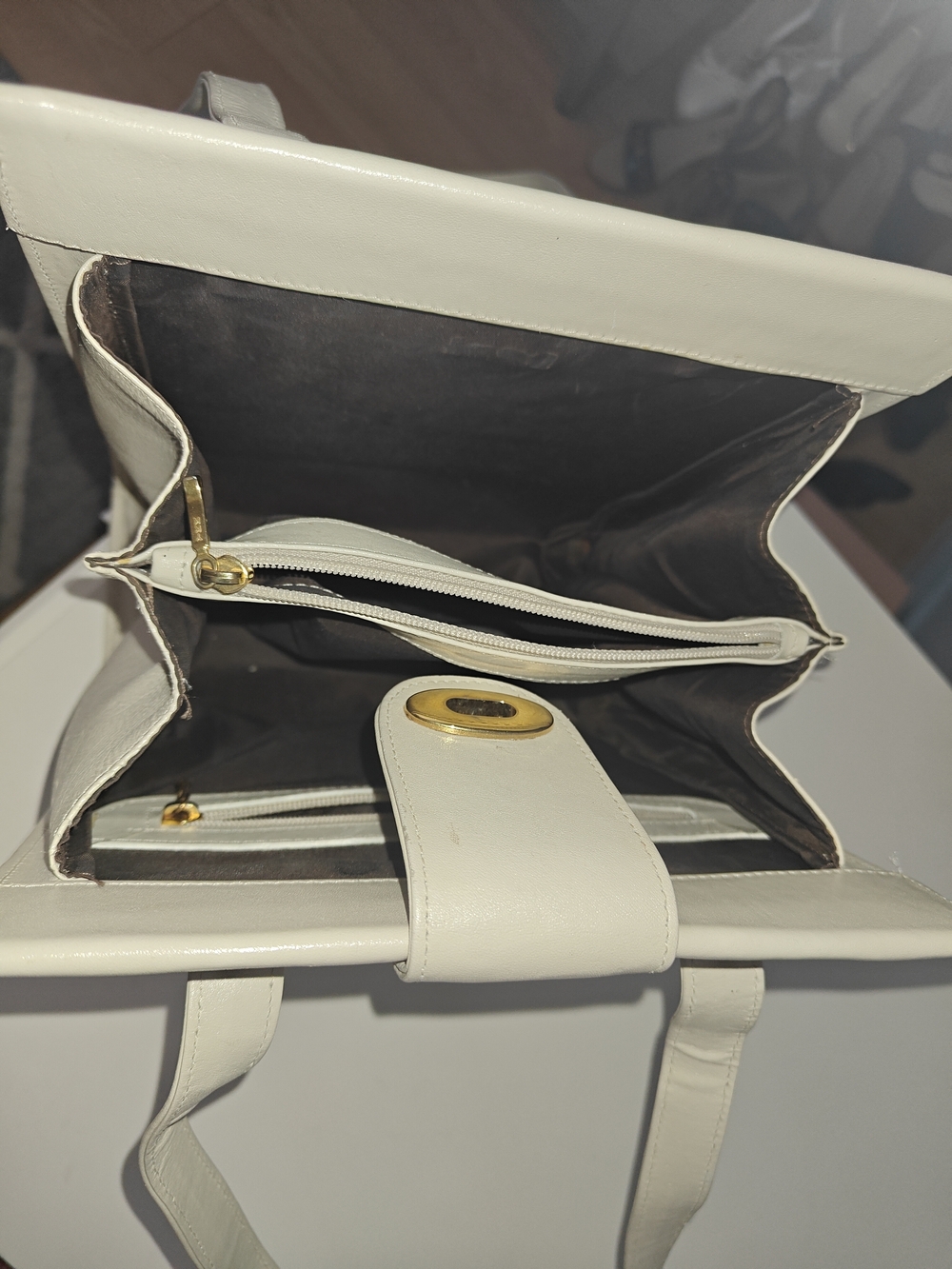 Cream Leather Structured Top-Handle Bag with Gold Turn-Lock - Picture 7 of 9